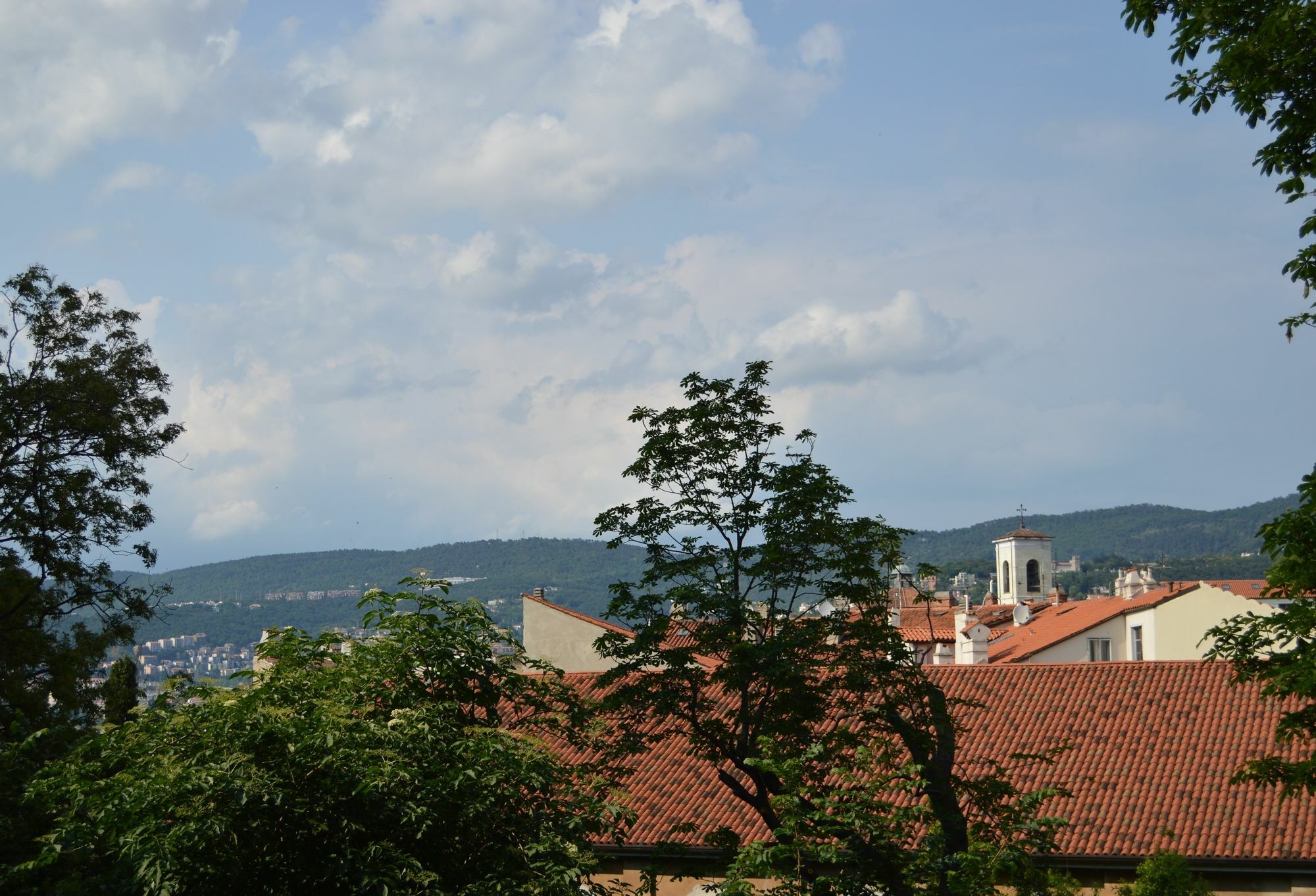 Casa Vacanze All'angolo Trieste Esterno foto