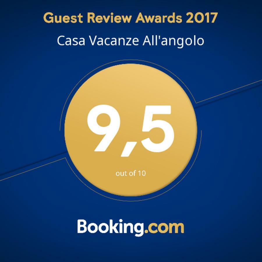 Casa Vacanze All'angolo Trieste Esterno foto